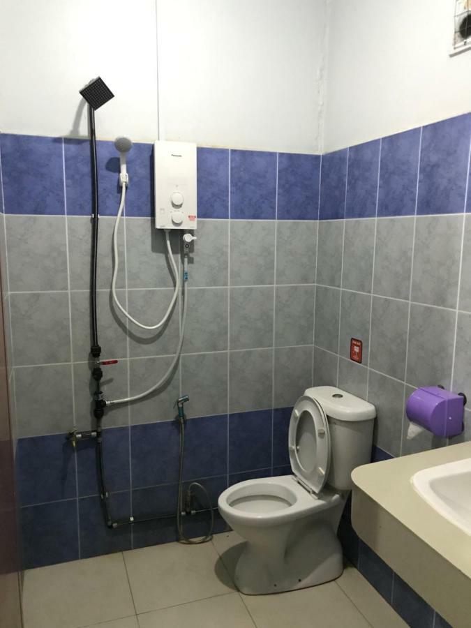 Rtms Guesthouse Семпорна Екстериор снимка